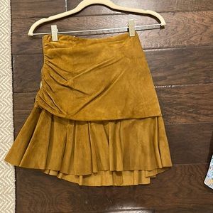 Adorable Veronica Beard suede skirt